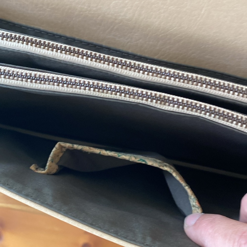 Matt & Nat Envelope Purse - Picture 10 of 11